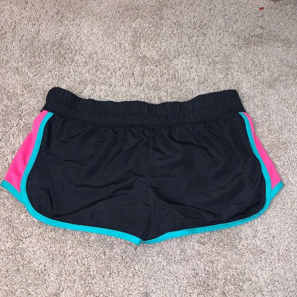 AERO swim shorts - Picture 2 of 3